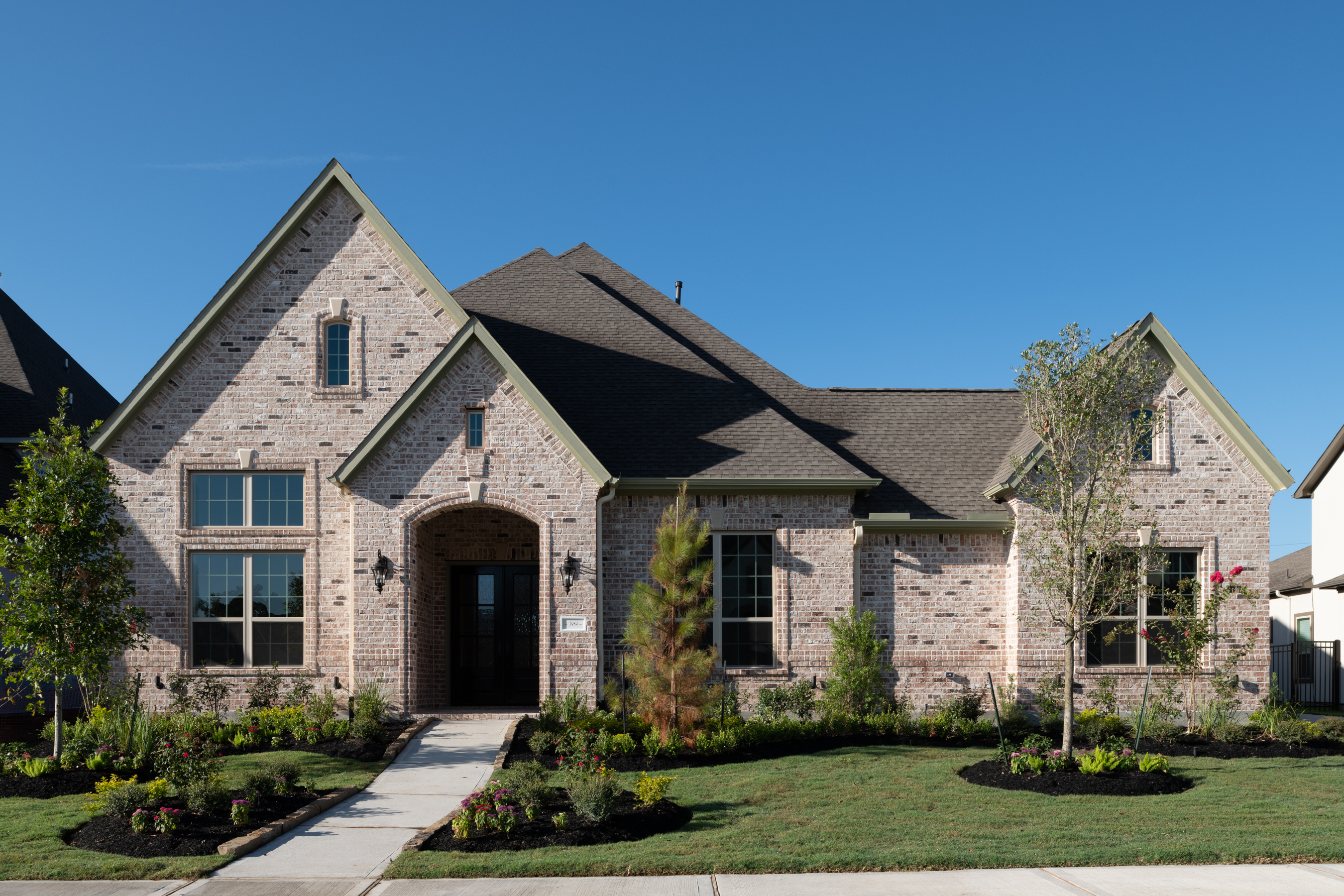 Graystone / White